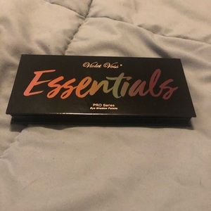 Violet Voss Essentials Eyeshadow Palette